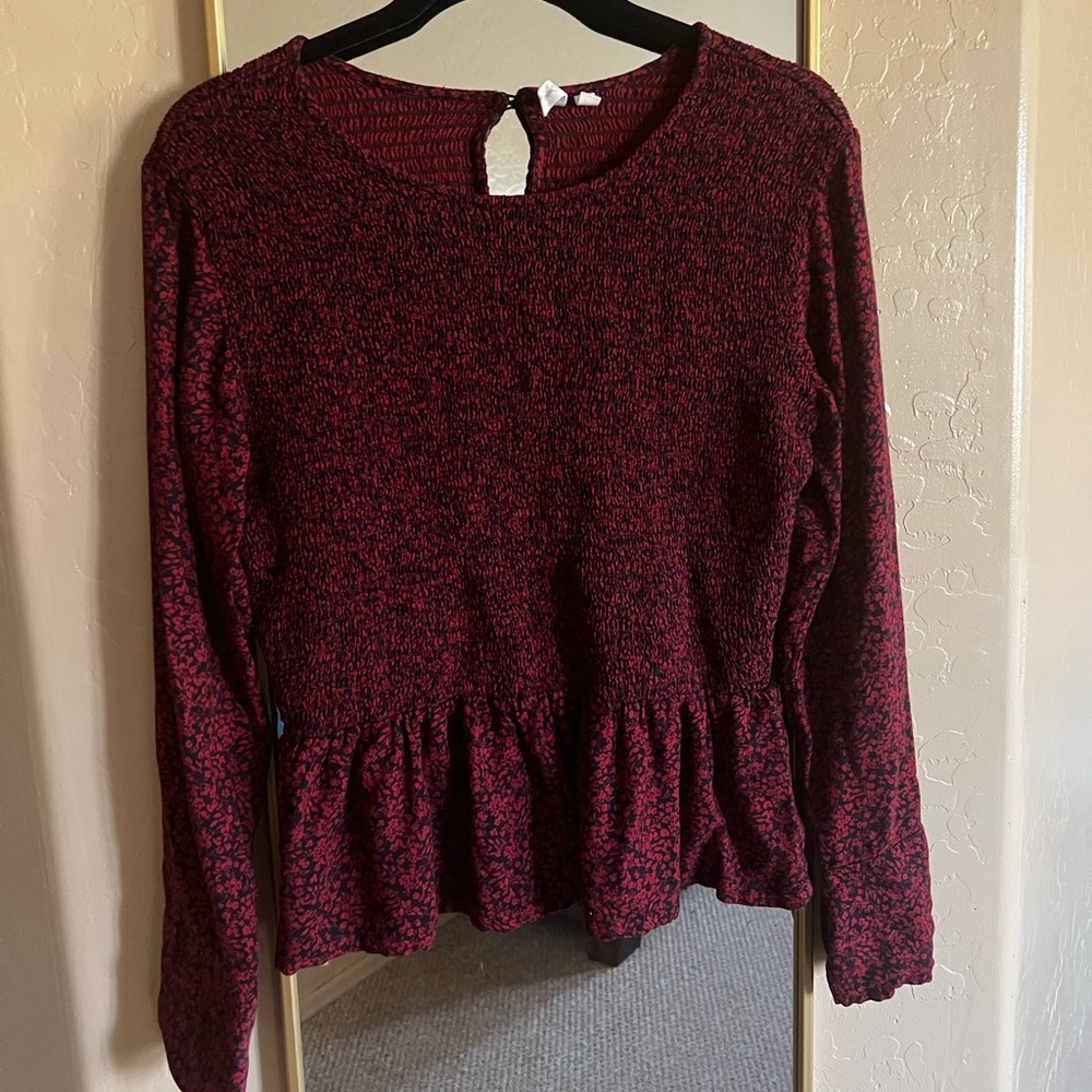 Treasure & Bond Red Black Ditsy Floral Smocked Peplum Long Sleeve Top Size M